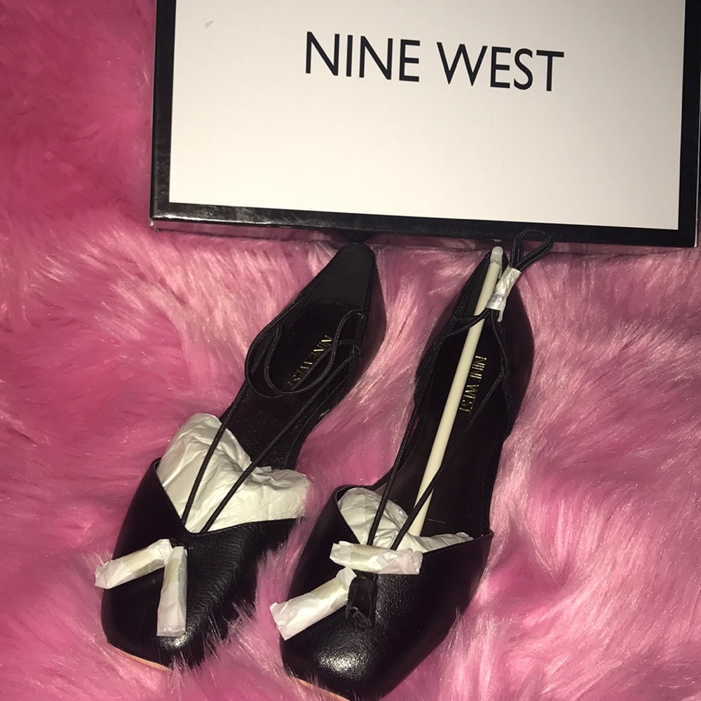 Nine West NWZAINA Black Leather Flats